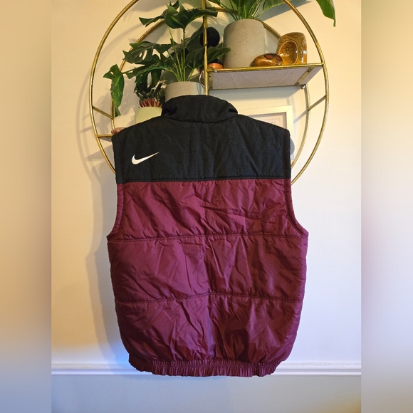 Rare Vintage Nike Puffer Vest - Picture 2 of 8